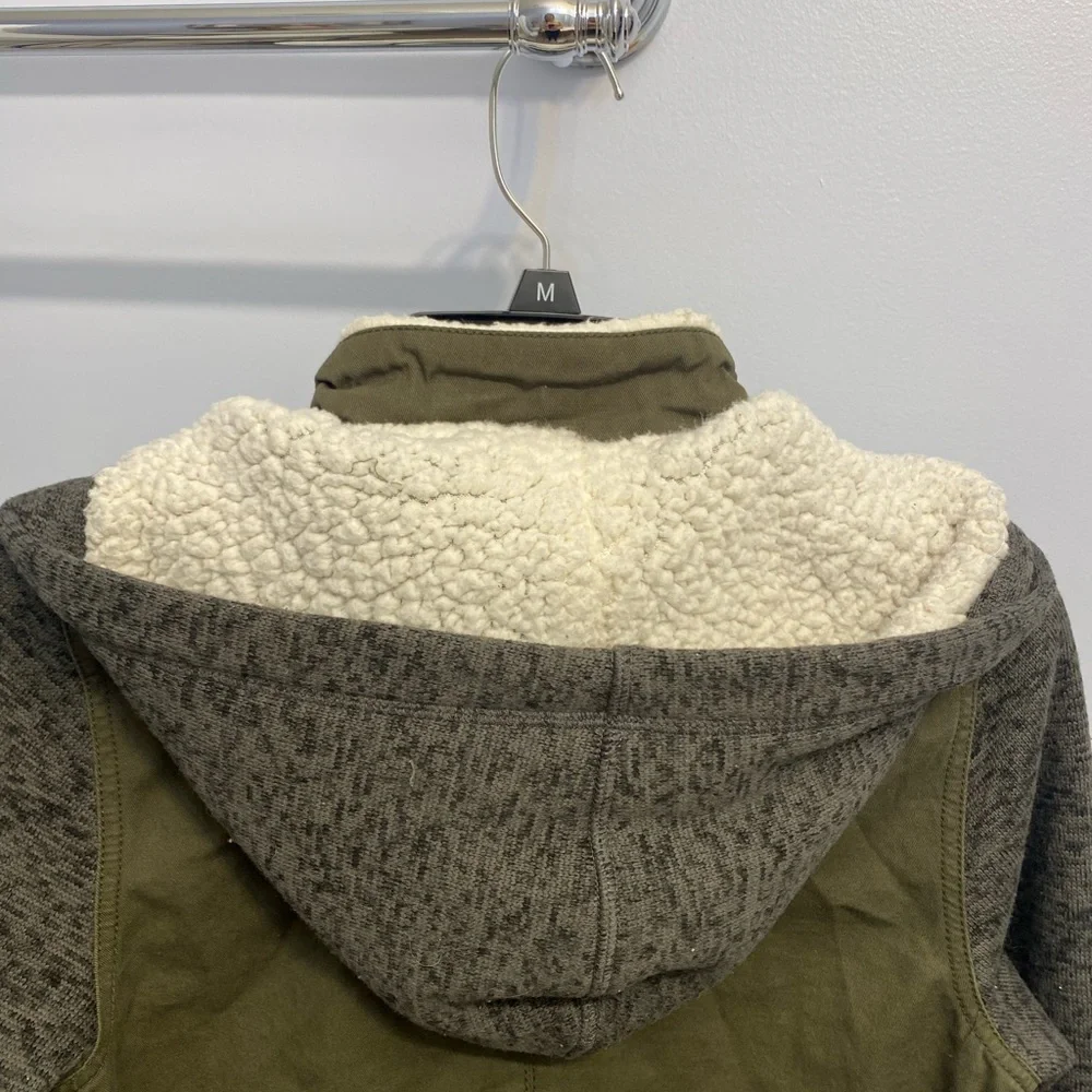 Wallflower green and gray jacket. - Picture 3 of 5